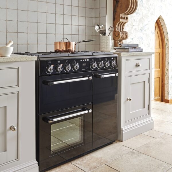 Smeg BM93BL 90cm Dual Fuel Range Cooker - Image 3